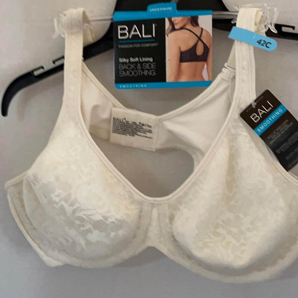 BALI soft lining underwire bra